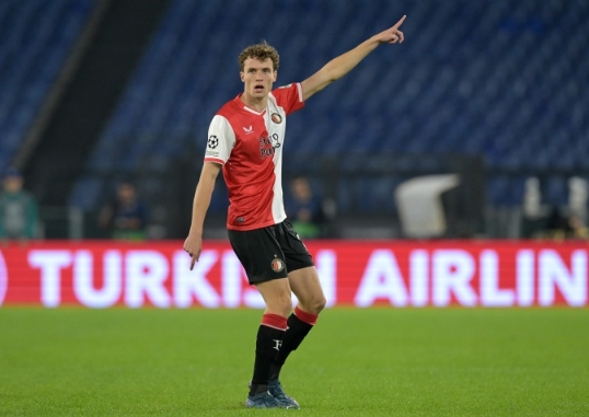 更是在关键 更是在关键